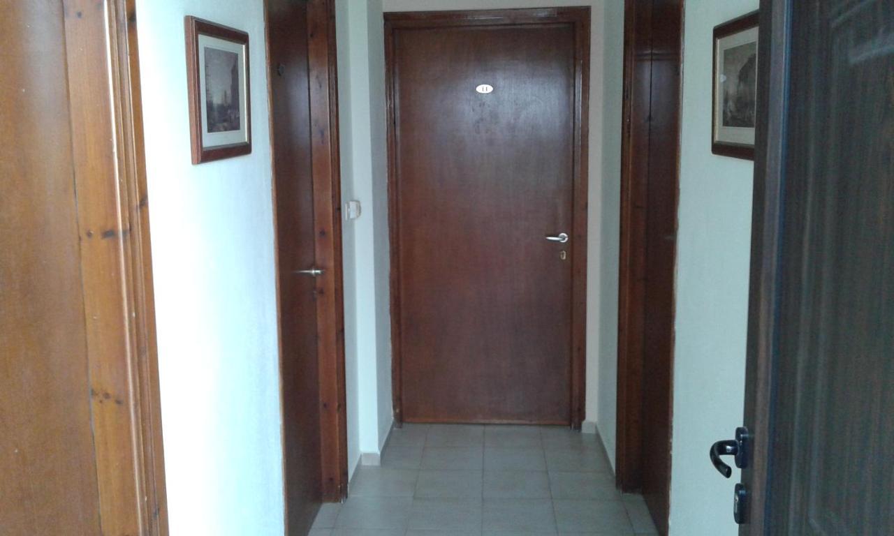 Отель Aivaliotis House Скиатос Экстерьер фото